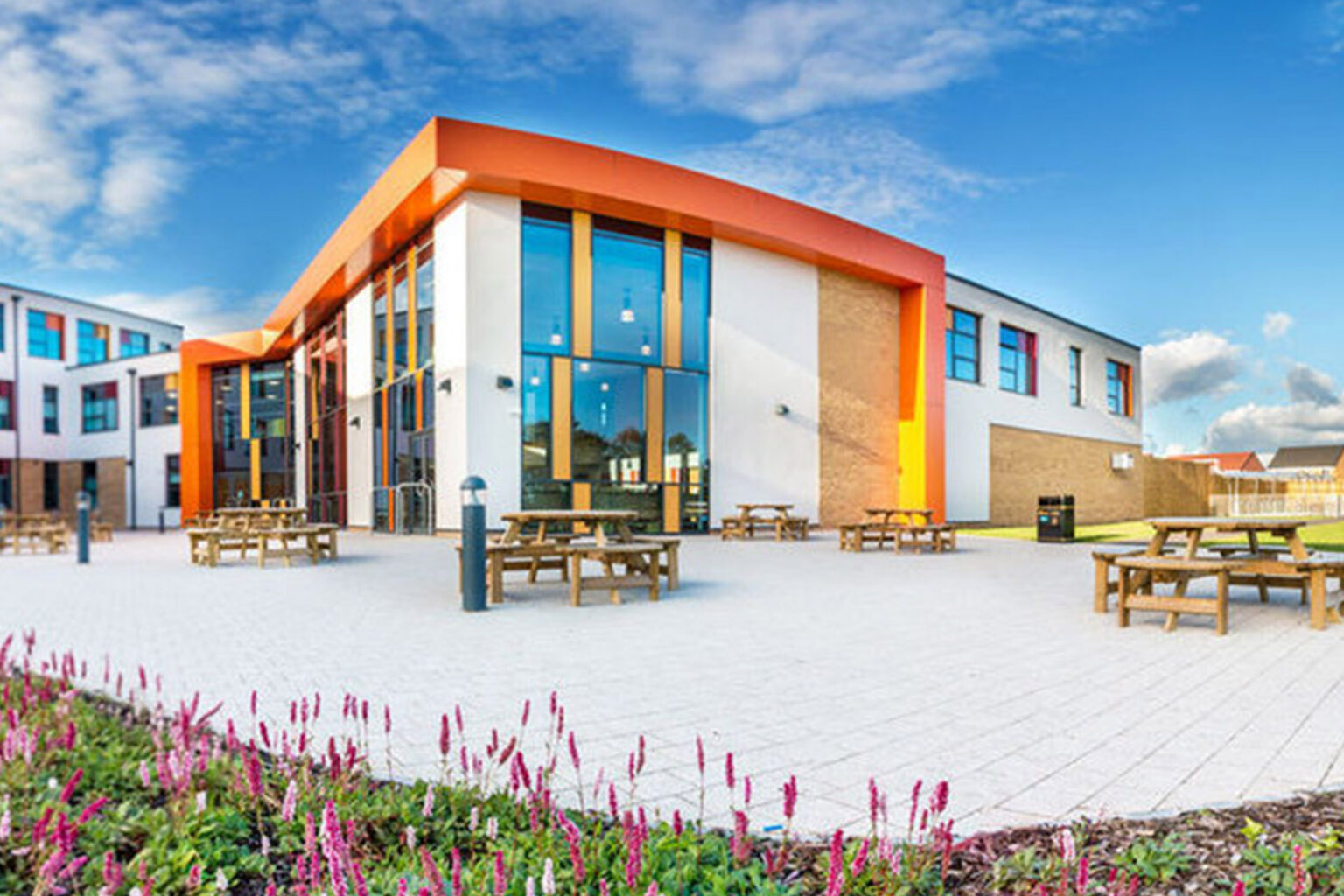 Hampton Gardens Secondary School, Peterborough Bottom Image